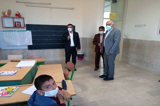 گزارش تصویری/ بازدید معاونین سازمان آموزش و پرورش استثنایی از آغاز آموزش‌های حضوری